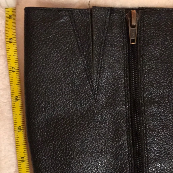 Gorgeous Black Leather Boots Like New! - Picture 6 of 7